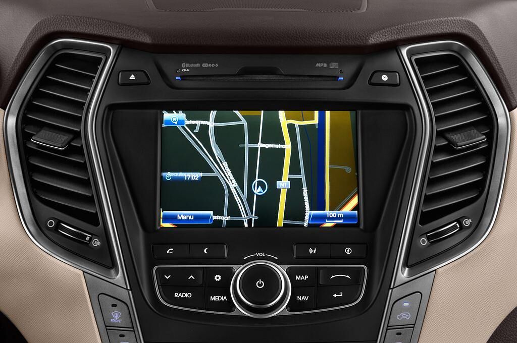 Hyundai Grand Santa Fe (Baujahr 2015) Style 5 Türen Radio und Infotainmentsystem