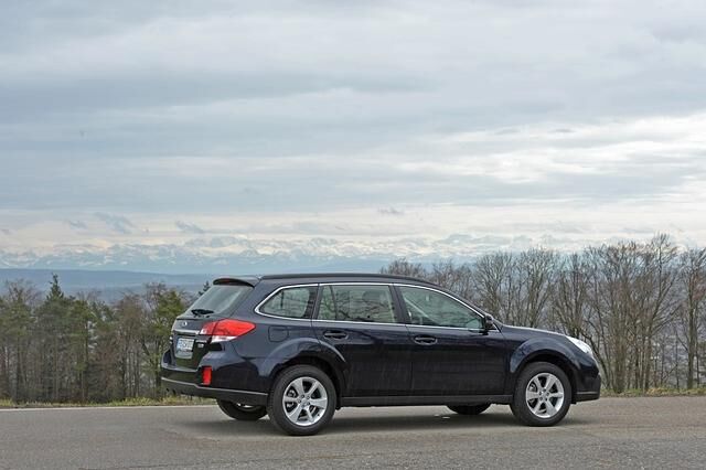 Der neue Subaru Outback: Ab 37.000 Euro kostet das Crossover-Modell nach einem dezenten Facelift sowie mit verbesserter Ausstatt