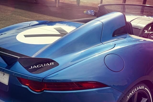 Die 7 steht für die sieben Le-Mans-Siege von Jaguar