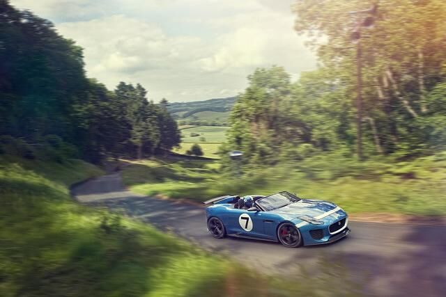 Die Studie ist eine Hommage an den Jaguar D-Type der 50er-Jahre