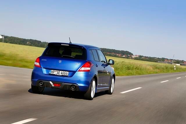 Neben einer optischen Überarbeitung gibt es erstmals eine fünftürige Version des Swift Sport