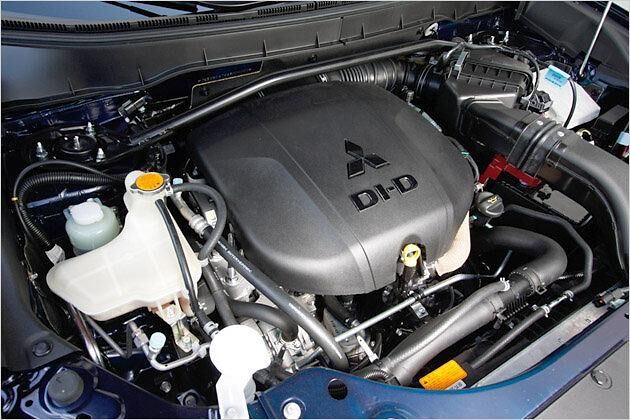 Der Common-Rail-Turbodiesel des Outlander 2.2 DI-D leistet 156 PS