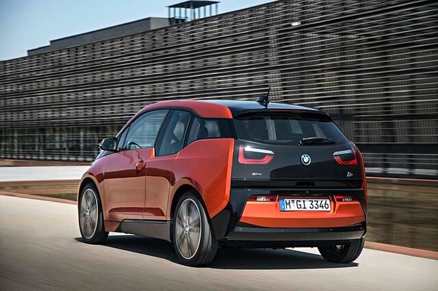 So lang wie ein VW Polo ist der als Stadtauto konzipierte i3, aber höher.