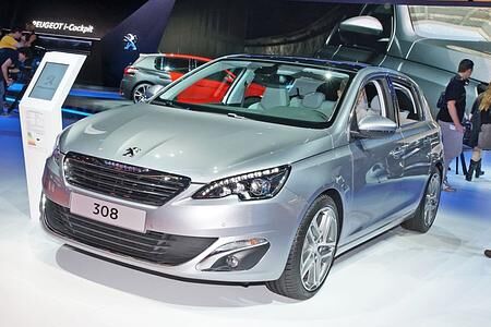Die Importmarken auf der IAA - Den Golf im Visier