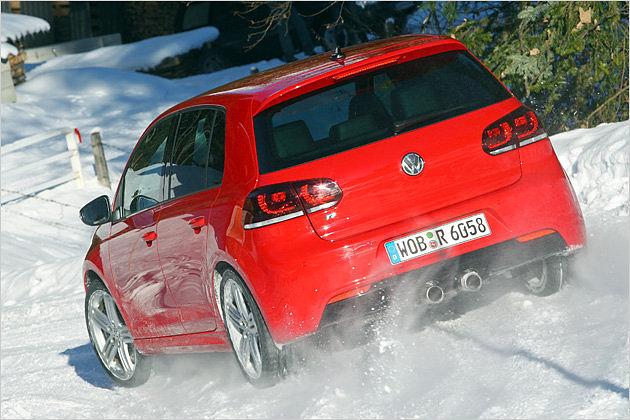 Der Allradantrieb sorgt für gute Traktion - und das auch auf Schnee