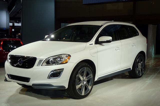 Der XC60 ist ein SUV im Format von Audi Q5 und Mercedes GLK