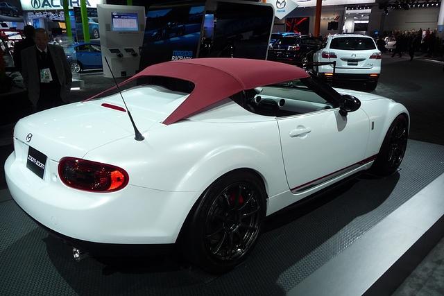 Mazda zeigt seinen MX-5 als Speedster