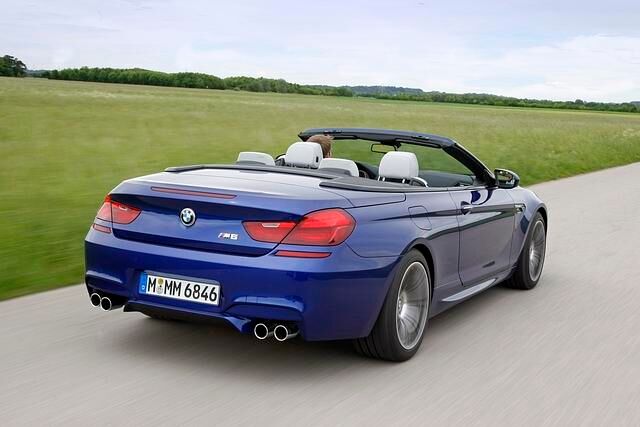 560 PS bringt der Motor auf die Waage
