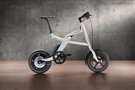 BMW iPedelec Concept - Fahrrad für den Kofferraum BMW iPedelec Concept - Fahrrad für den Kofferraum