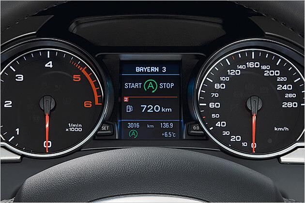 Stellt die Start-Stopp-Automatik den Motor ab, wird das dem Fahrer durch ein grünes "A" signalisiert