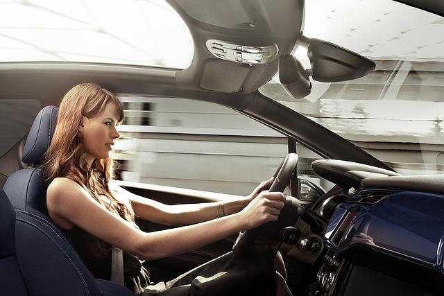 Der Fahrer sitzt nicht ganz im Freien
