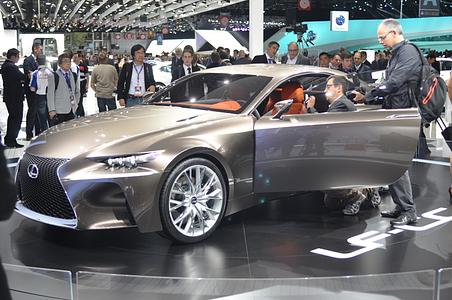 Lexus-Konzeptstudie LF-CC - Der kommende IS lässt grüßen
