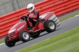 Honda Mean Mower - Rekordrenner für Rasenraser