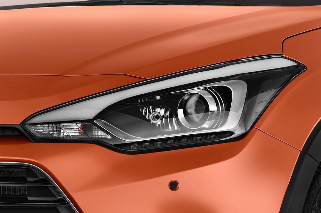 Hyundai I20 Active (Baujahr 2016) Trend 5 Türen Scheinwerfer