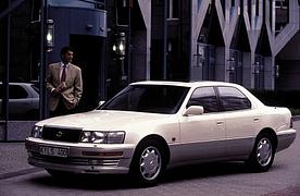Lexus-Jubiläum - Leben in der Nische