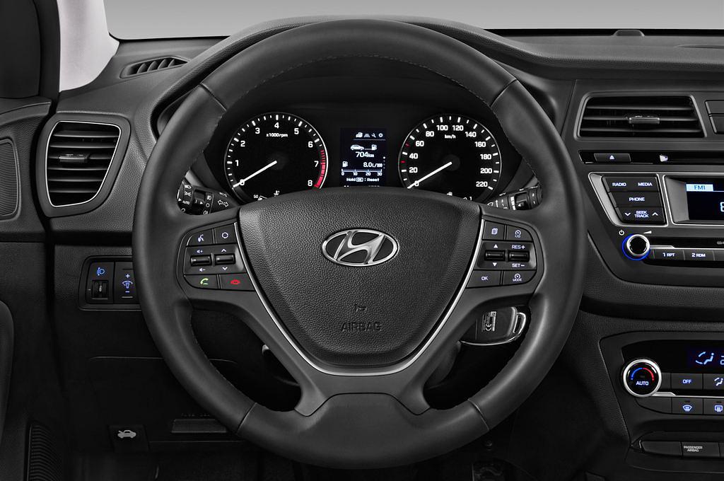 Hyundai I20 Active (Baujahr 2016) Trend 5 Türen Lenkrad