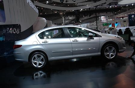 Peugeot 408