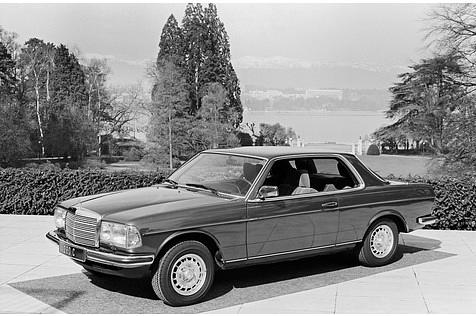 Weltpremiere Mercedes C 123 auf dem Genfer Salon 1977