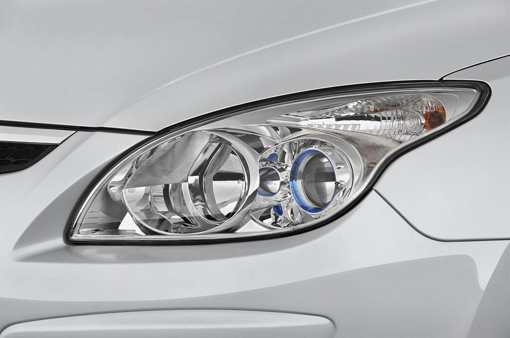 Hyundai I30 (Baujahr 2011) Style 5 Türen Scheinwerfer