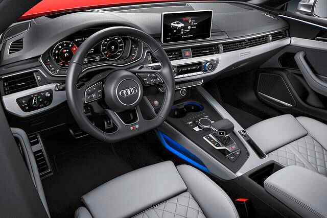 Der Innenausbau zählt zu den Spezialitäten bei Audi