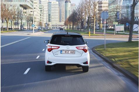 3,95 Meter ist der Toyota Yaris lang.