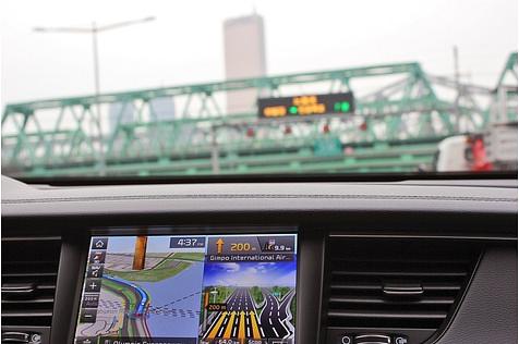 Das Navigationssysytem ist unglaublich detailfreudig.