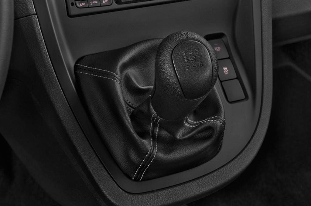 Mercedes Citan (Baujahr 2015) 109 Cdi 66Kw M1 Lang A2 5 Türen Schalthebel