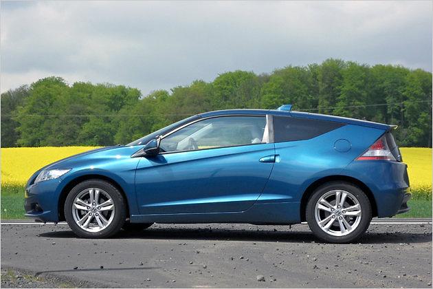 Mit 4,08 Meter ist der CR-Z kaum länger als ein Kleinwagen à la Fiat Punto Evo