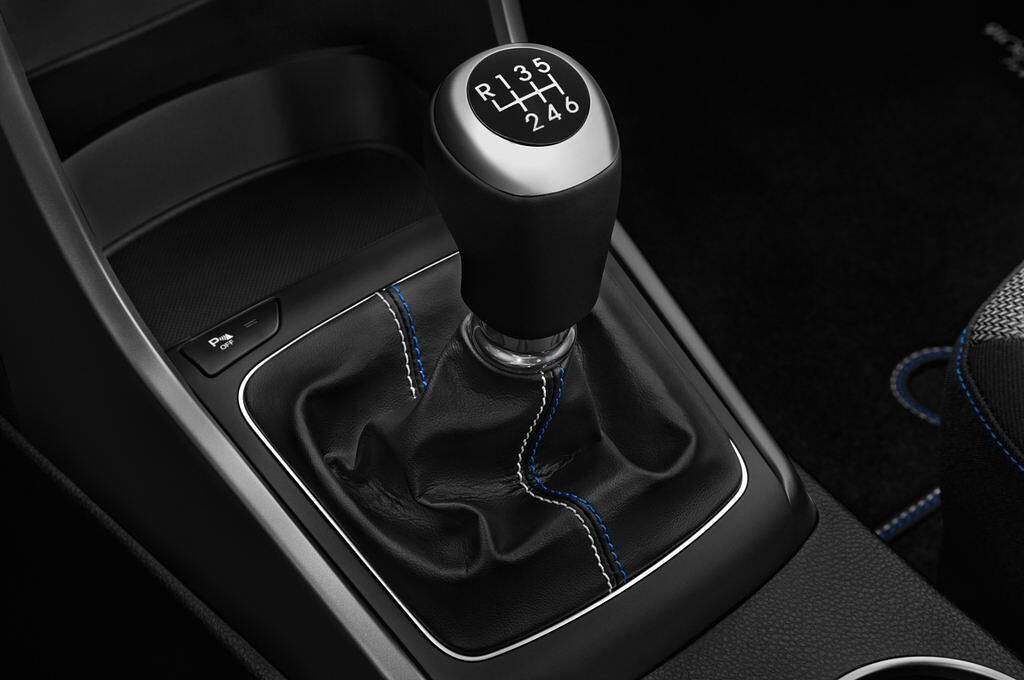 Hyundai I30 (Baujahr 2015) - 5 Türen Schalthebel