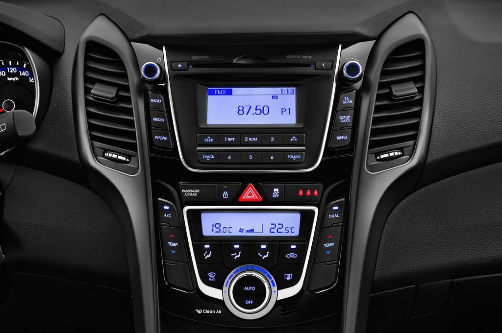 Hyundai I30 (Baujahr 2015) - 5 Türen Mittelkonsole