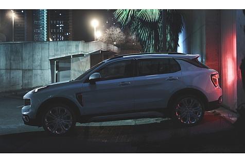Lynk  Co 01