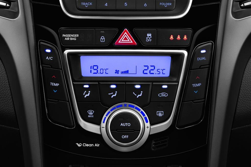 Hyundai I30 (Baujahr 2015) - 5 Türen Temperatur und Klimaanlage