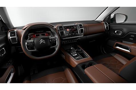 Der Acht-Zoll-Touchscreen ist die Kommandozentrale