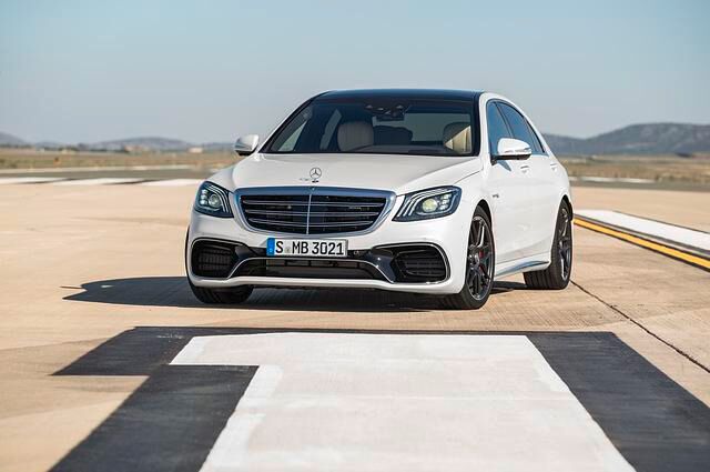 Auch das AMG-Modell erhält ein Lifting - kommt nun auf 612 PS