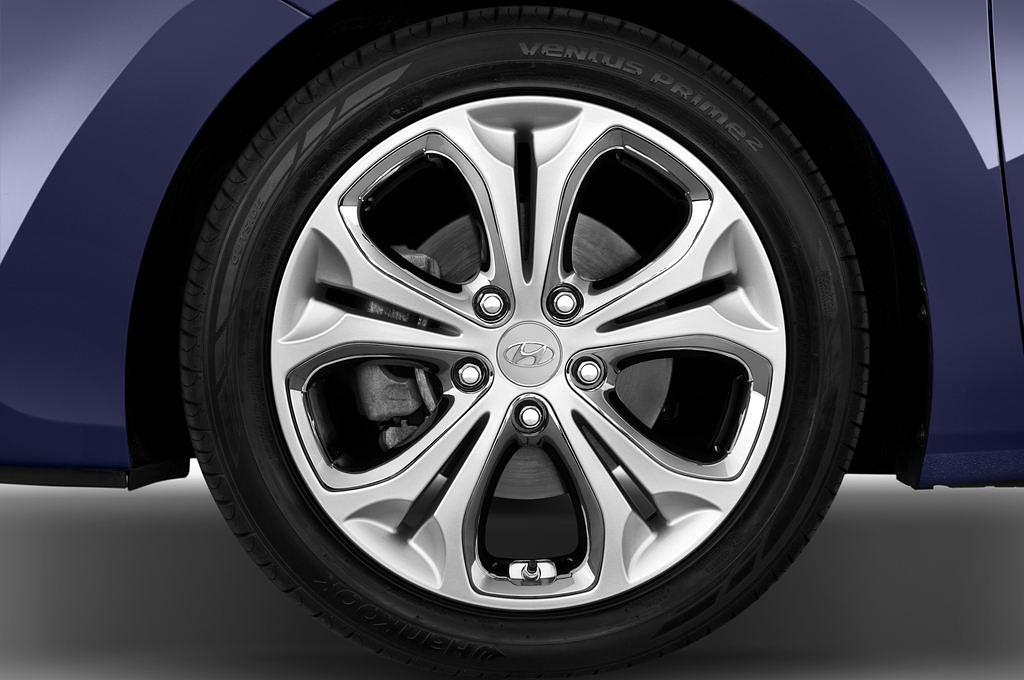 Hyundai I30 Kombi (Baujahr 2012) Style 5 Türen Reifen und Felge