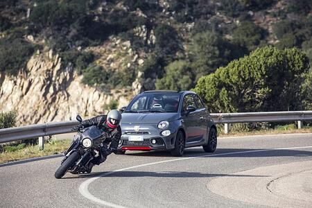 Panorama: Yamaha trifft Abarth - Schnelle Brüder im Geiste