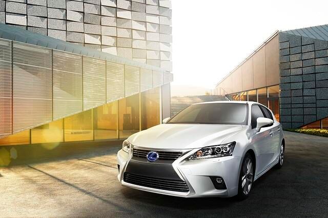 Der Lexus CT ist frisch geliftet