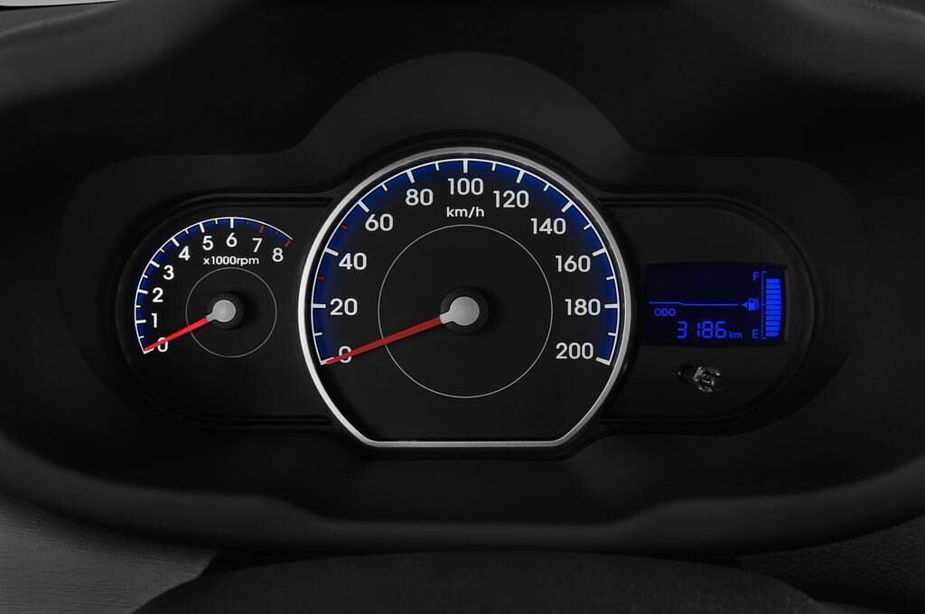 Hyundai I10 (Baujahr 2012) Classic 5 Türen Tacho und Fahrerinstrumente