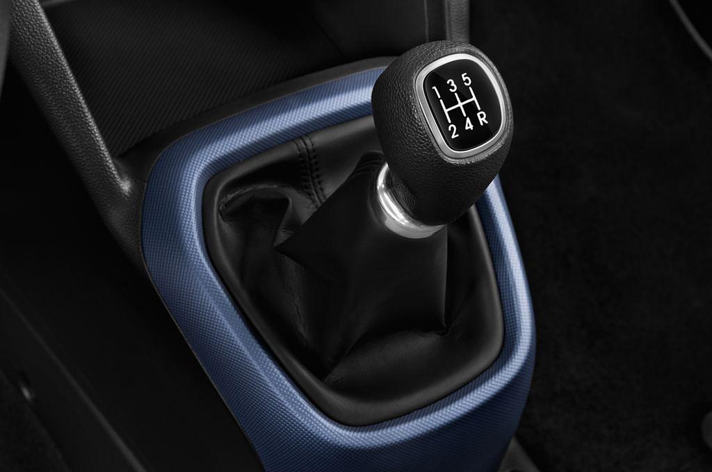 Hyundai I10 (Baujahr 2014) TREND 5 Türen Schalthebel