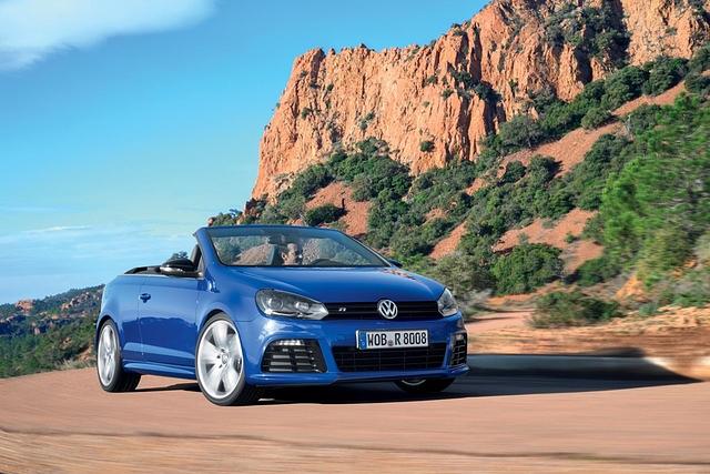 43.325 Euro kostet das R-Cabriolet
