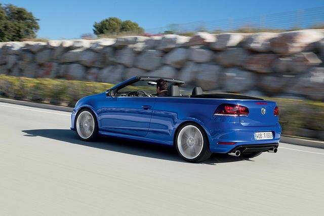 Der Vierzylinder-Turbo kommt wie im Scirocco R auf 265 PS