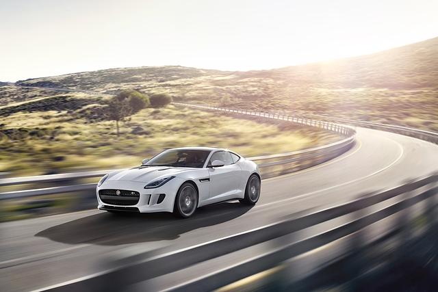 Jaguar F-Type Coupe - Festes Dach und starker Motor