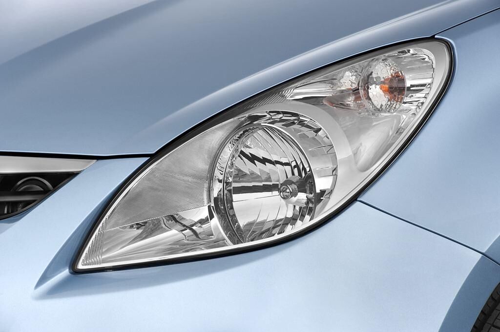 Hyundai I20 (Baujahr 2010) Style 3 Türen Scheinwerfer