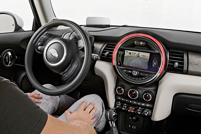 Das Cockpit wurde entrümpelt
