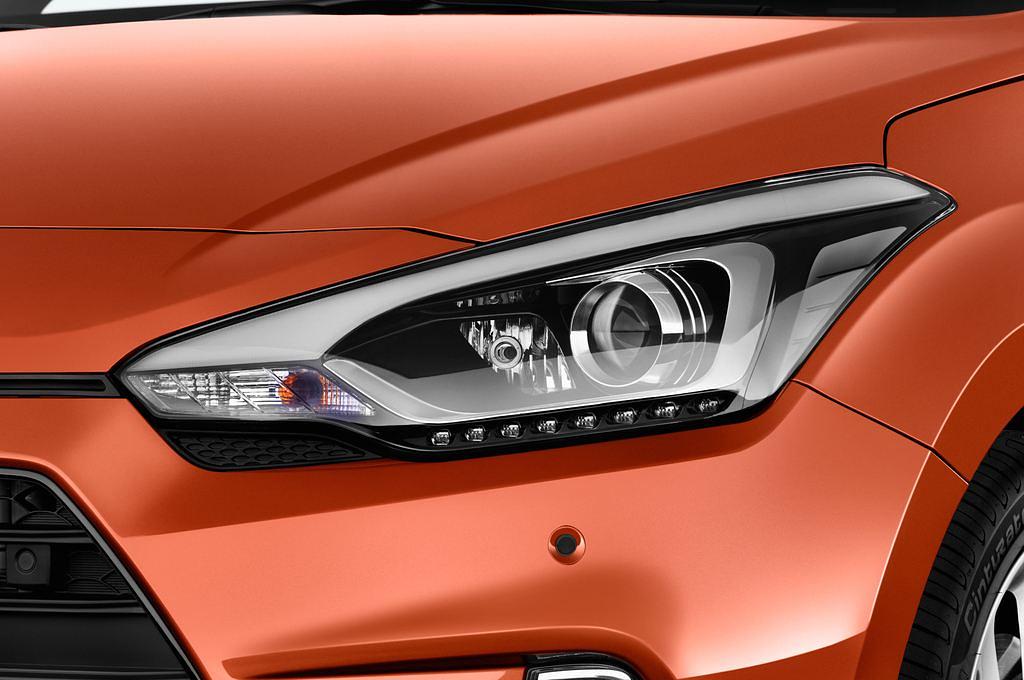 Hyundai I20 (Baujahr 2015) Style 3 Türen Scheinwerfer