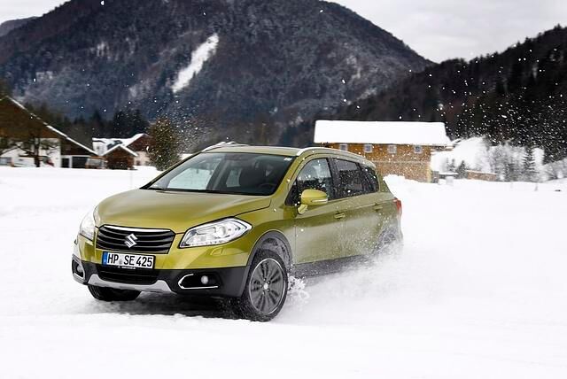 Doch der von Suzuki Allgrip getaufte Allradantrieb bietet auch im Alltag ein spürbares Sicherheits- und Traktionsplus