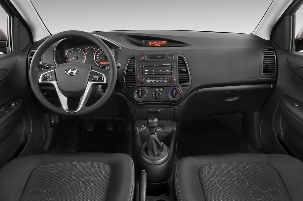 Hyundai I20 (Baujahr 2010) Classic 5 Türen Cockpit und Innenraum