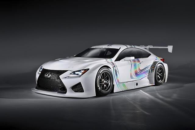 Außerdem feiert die neue RC F GT3 Studie Premiere.