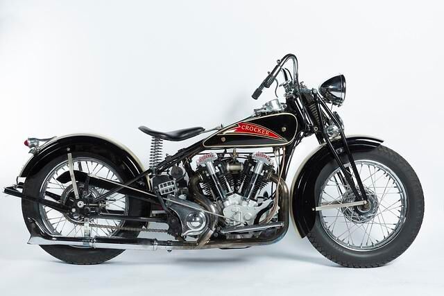Bis auf Rang 4 der teuersten 100 Auktions-Motorräder hätte es die 1936er Crocker „Hemi Heads“ geschafft, wenn sie tatsächlich für mindestens eine halbe Million Dollar verkauft worden wäre. Aber nix...