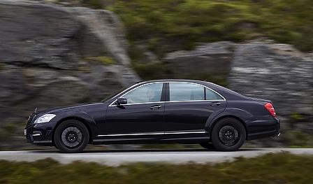 Mercedes S 63 AMG - Schwarzer Kater
